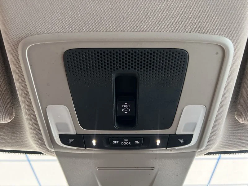 Used 2024  Honda EX-L image 28