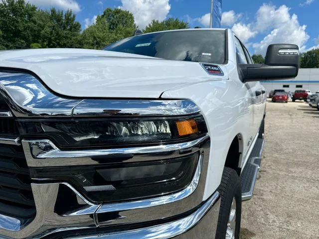 Used 2025 White Ram Big Horn image 48