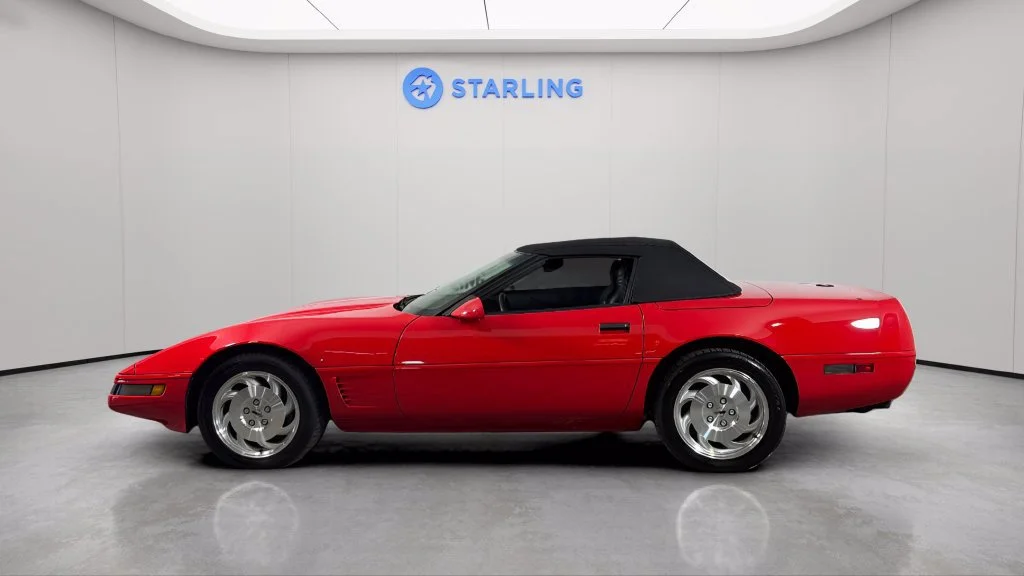 Used 1995  Chevrolet 2dr Convertible image 4