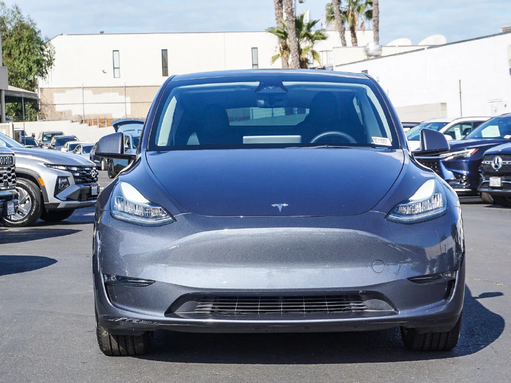 Used 2023 Gray Tesla Standard Range image 2