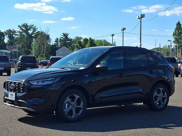 New 2026 Agate Black Metallic Ford ST-Line image 2