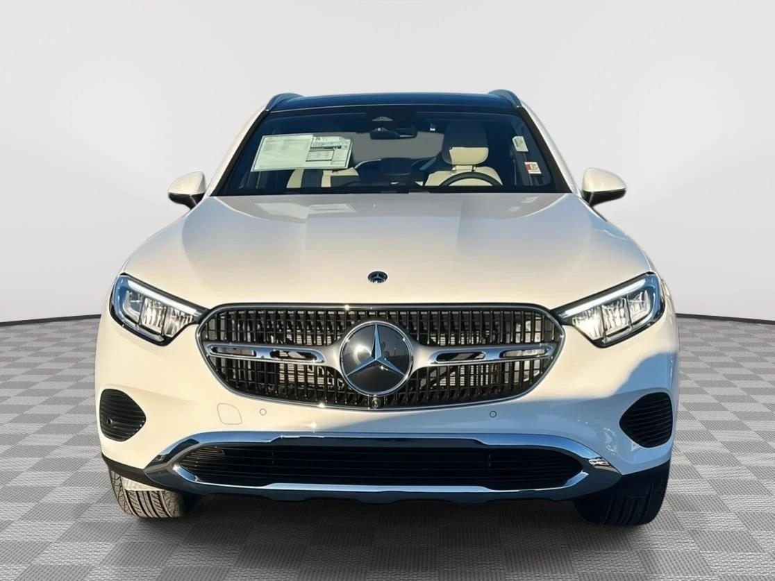 New 2026 Polar White Mercedes-Benz GLC 300 image 8