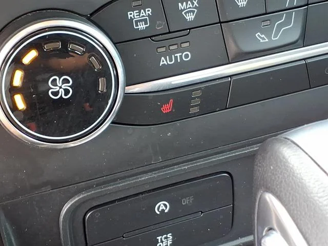Used 2020 Smoke Ford SE image 10