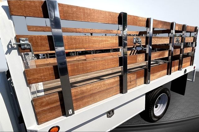 2024 Ford F-450 Super Duty Chassis Cab XL - Photo 9