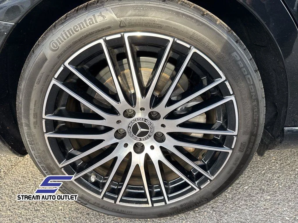 Used 2025 Black Mercedes-Benz C 300 image 15