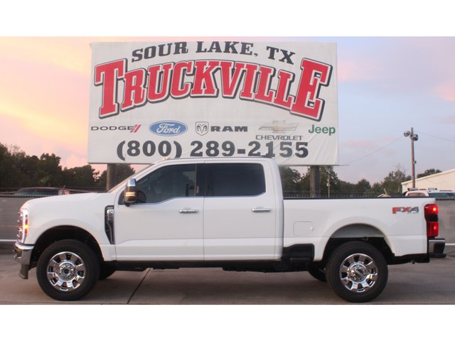 2027 Ford Super Duty LARIAT