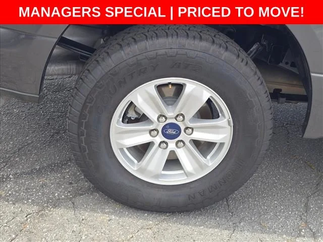Used 2018 Gray Ford XLT image 32