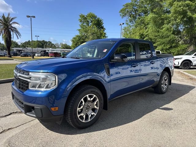 Used 2024 Blue Ford Lariat image 6