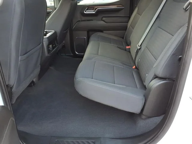 Certified Used 2022 White Chevrolet RST image 19
