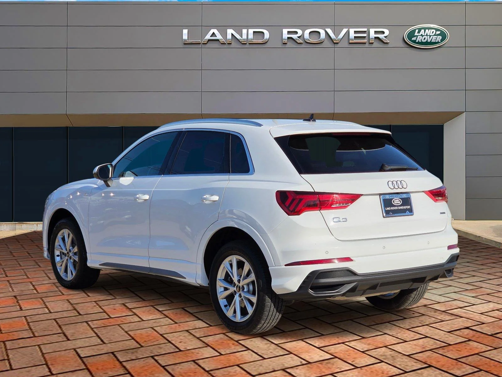 Used 2025 WHITE Audi S line Premium image 6
