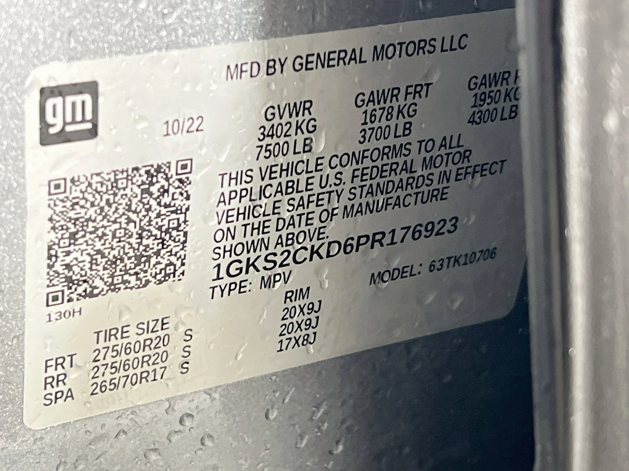 Used 2023 Sterling Metallic GMC AT4 image 12