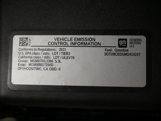 Used 2021 Summit White GMC Crew Cab Elevation w/ X31 Off-Road Pkg image 29