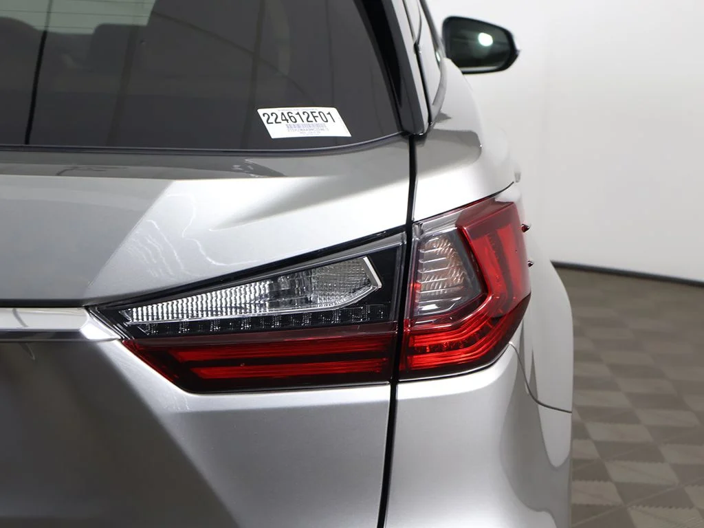 Used 2022 Silver Lexus 350 image 17