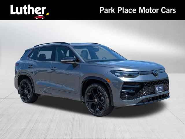 2025 Volkswagen Tiguan SE R-Line Black