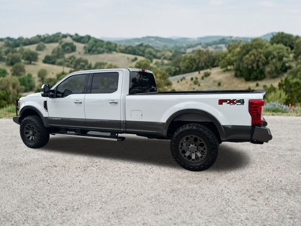 Used 2017 White Ford Lariat image 7