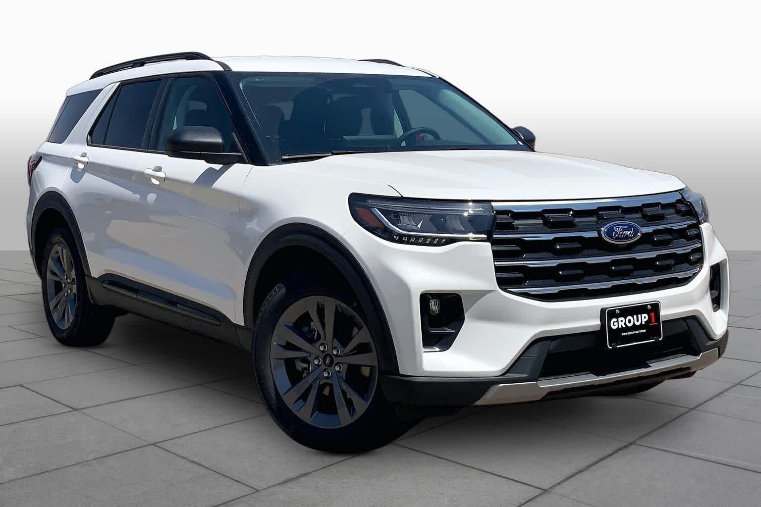 New 2026 Star White Metallic Tri-Coat Ford Active image 2
