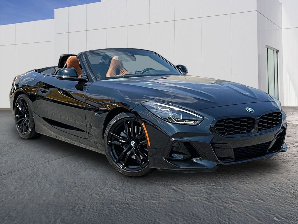 Used 2024 Black BMW sDrive30i image 9