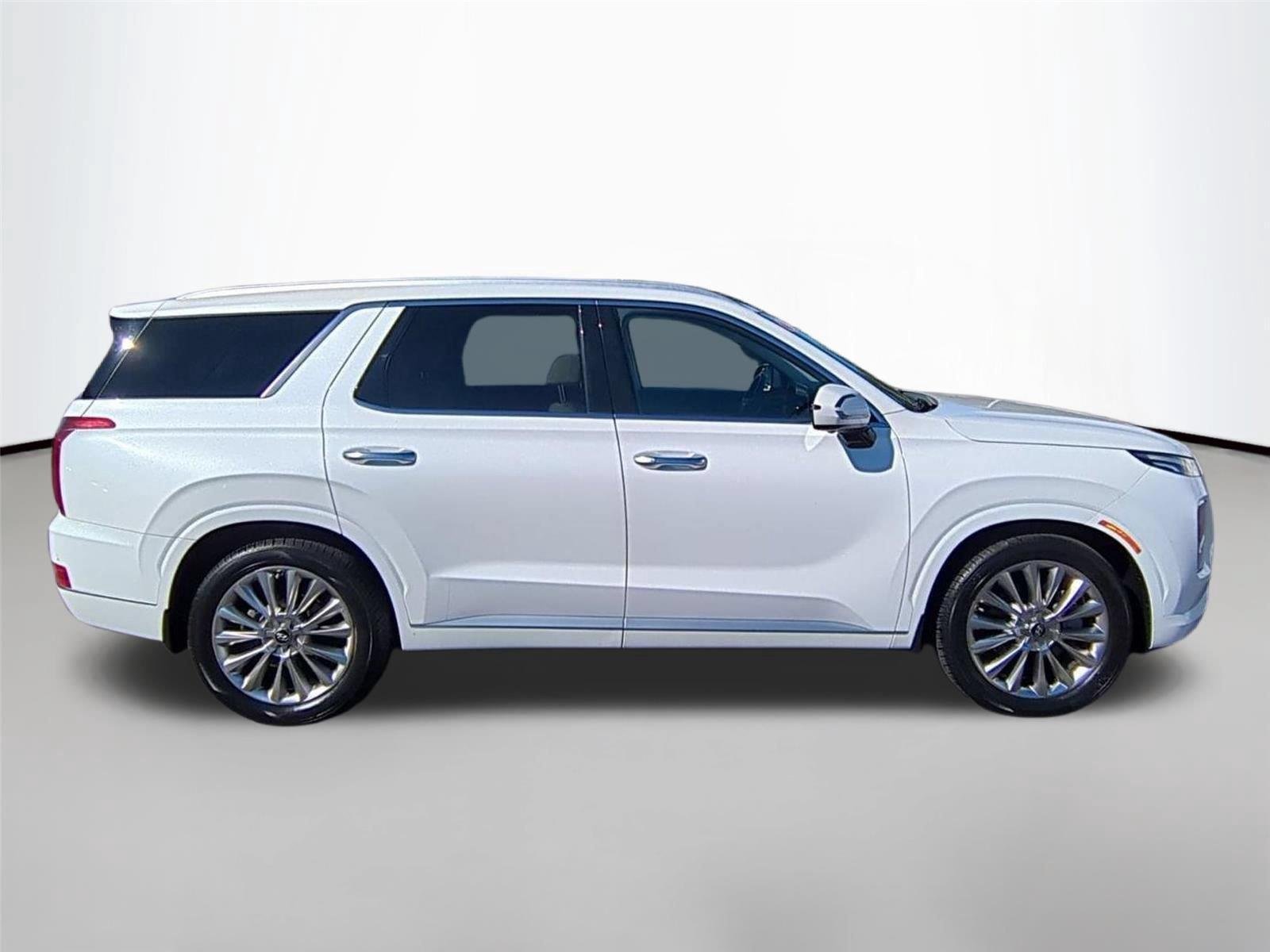 Used 2020 Hyper White Hyundai Limited image 4
