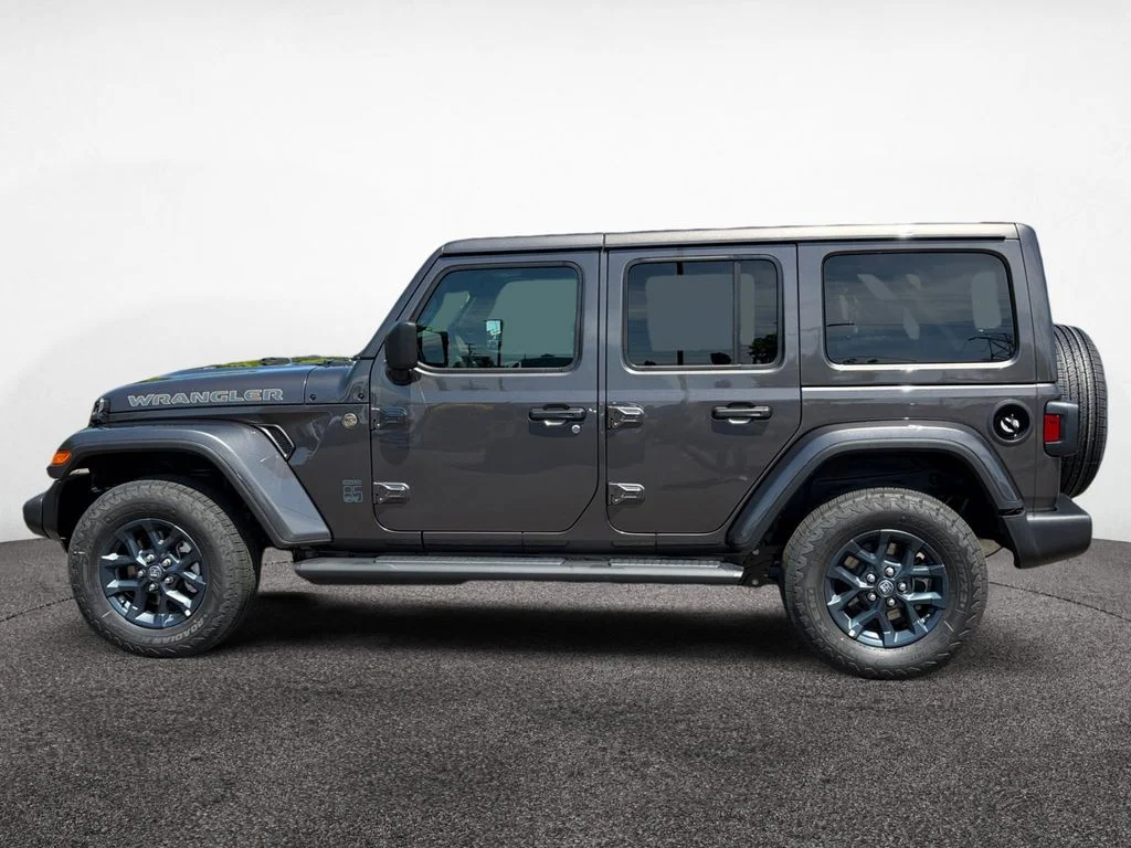 New 2026 Granite Crystal Metallic Clear-Coat Exterior Paint Jeep 85th Anniversary Edition image 2