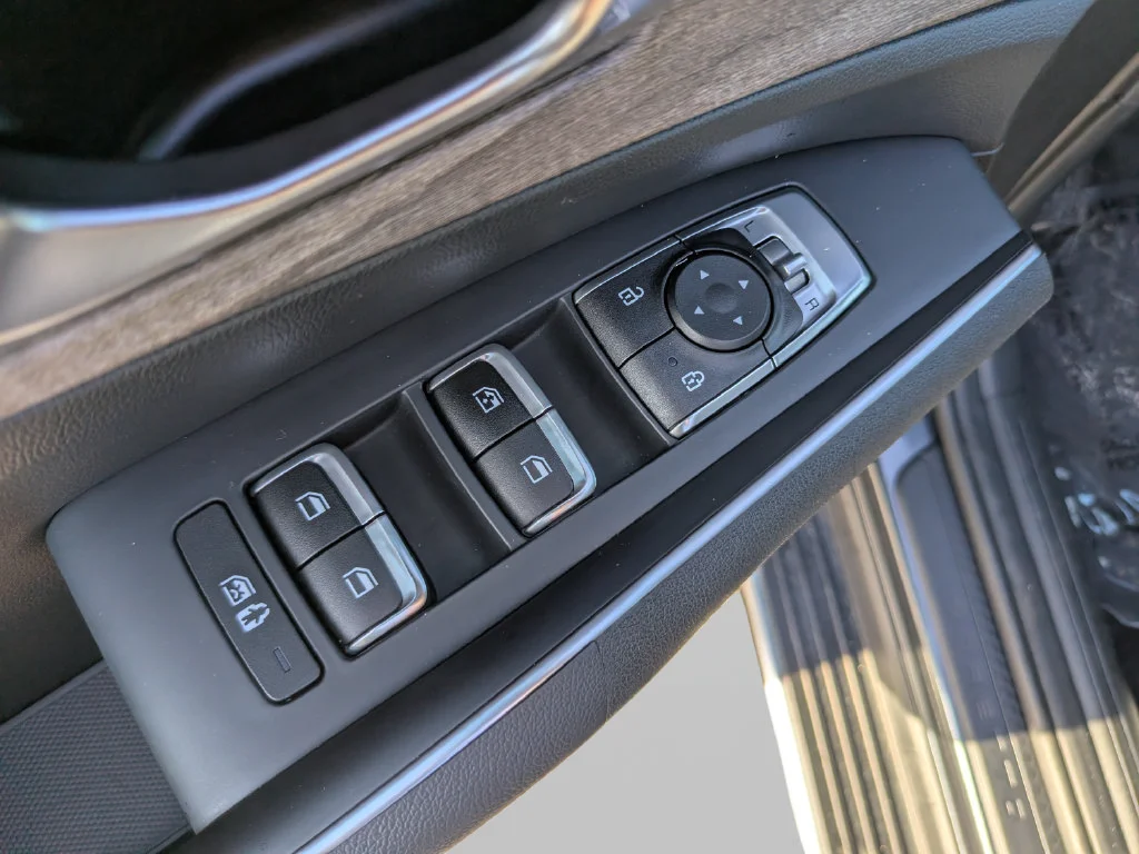 Used 2023 Gray Kia EX image 18