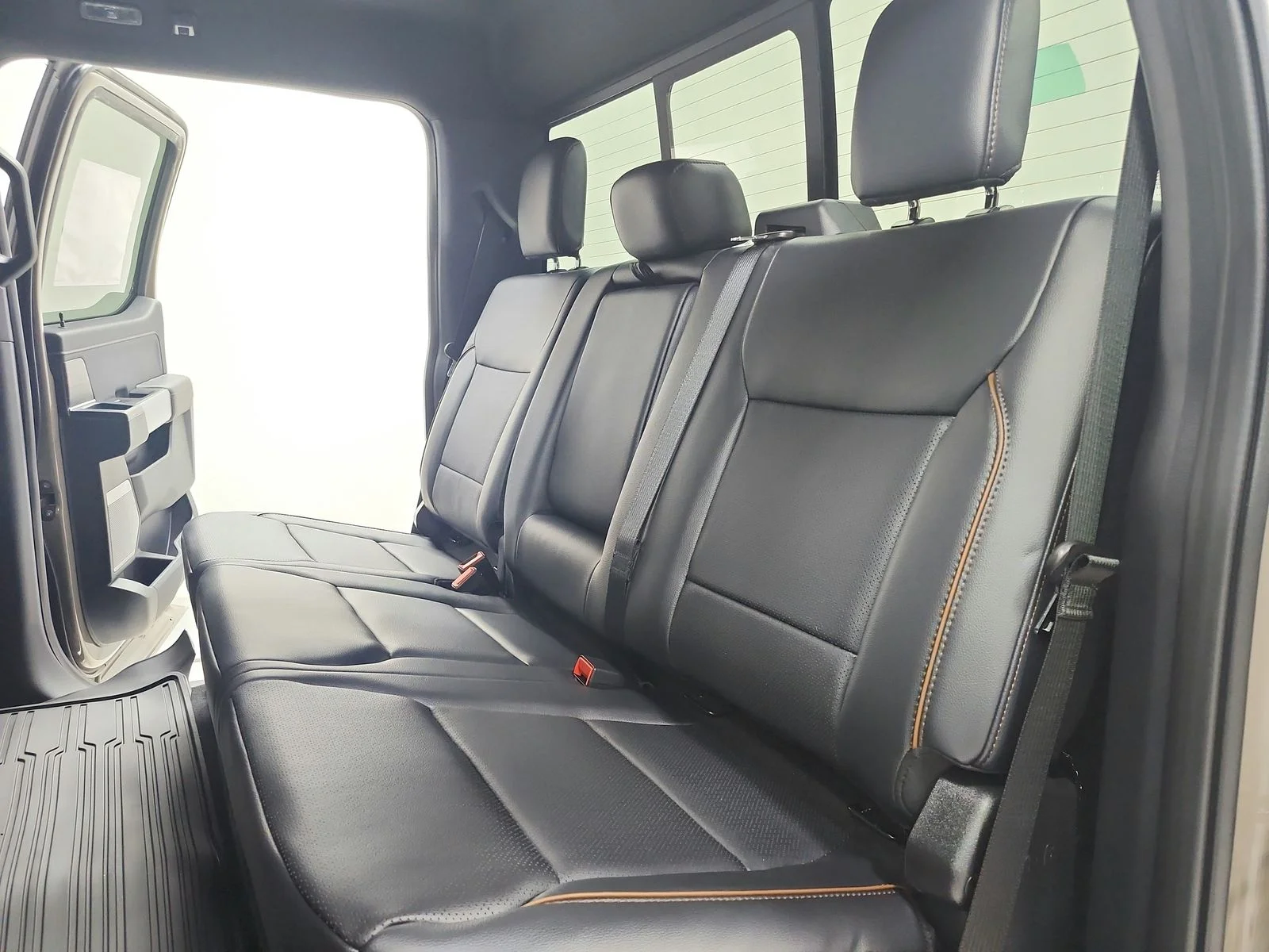New 2026 Gray Ford Lariat image 42