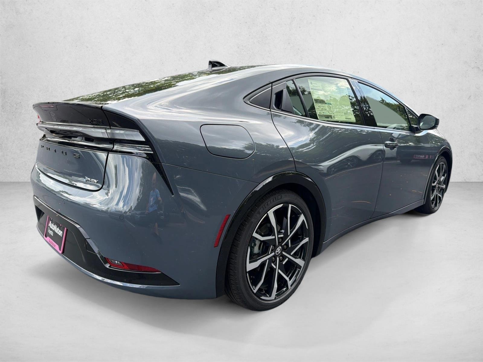 New 2027 Guardian Gray Toyota XSE image 3