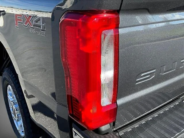 New 2027 Carbonized Gray Metallic Ford F-250® XLT image 75
