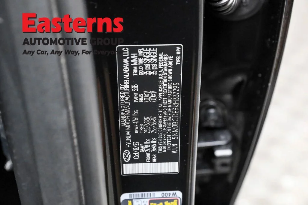 Used 2024 Black Hyundai SEL image 34