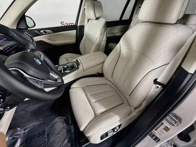 New 2027 Mineral White Metallic BMW xDrive40i image 21