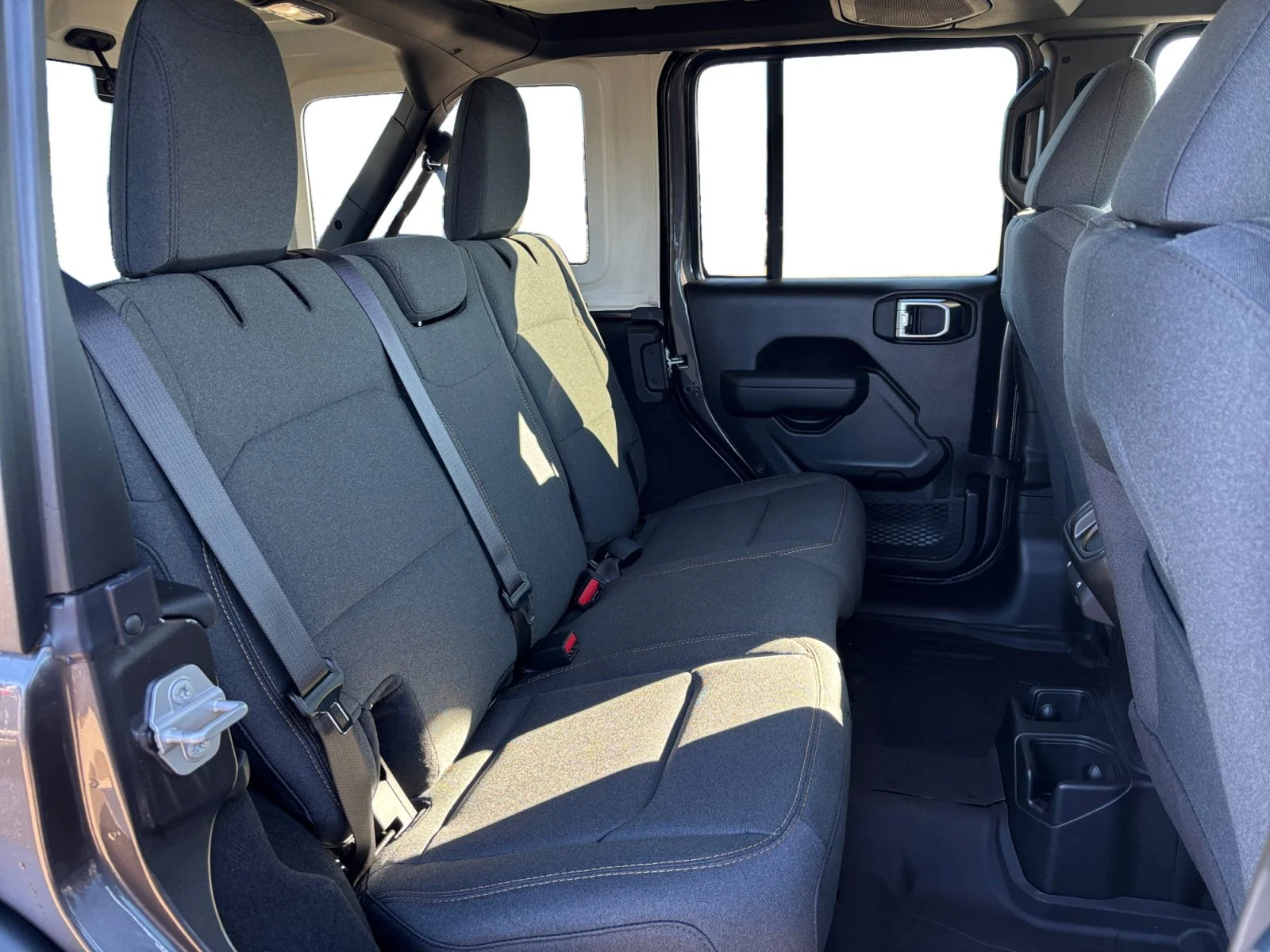 New 2027 Granite Crystal Metallic Jeep Sport S image 18