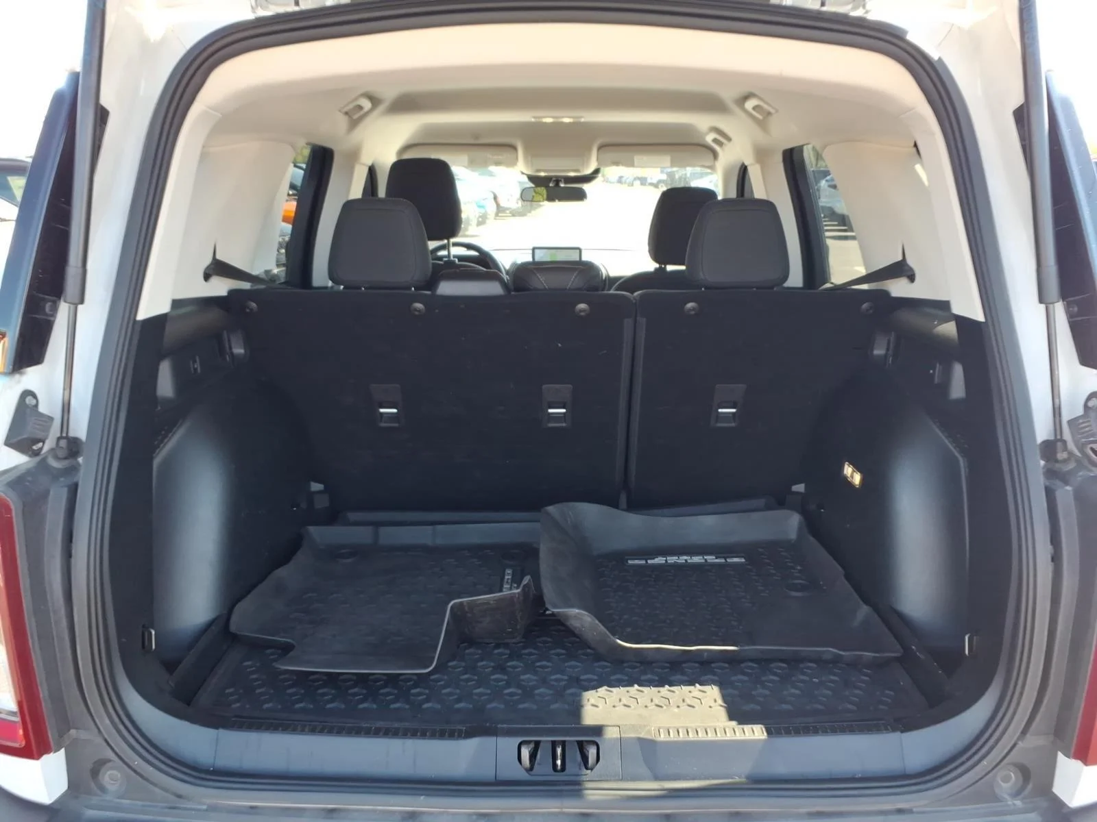 Used 2022 Oxford White Ford Big Bend image 29