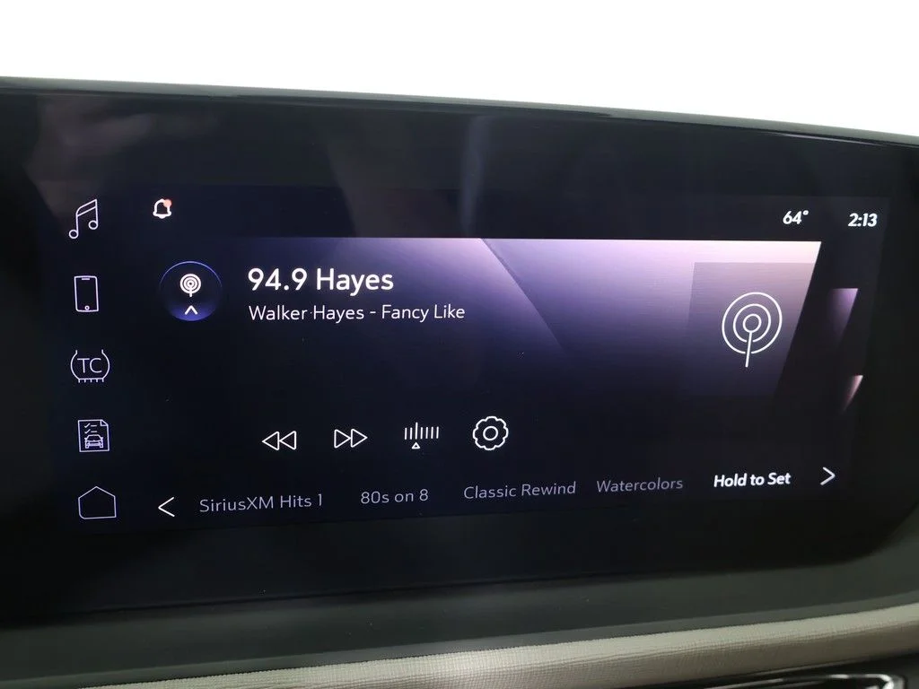 Used 2024 Black Buick Avenir image 44