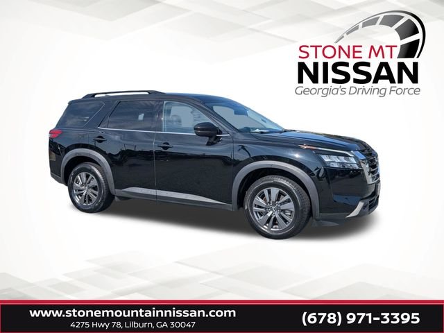 2024 Nissan Pathfinder SV