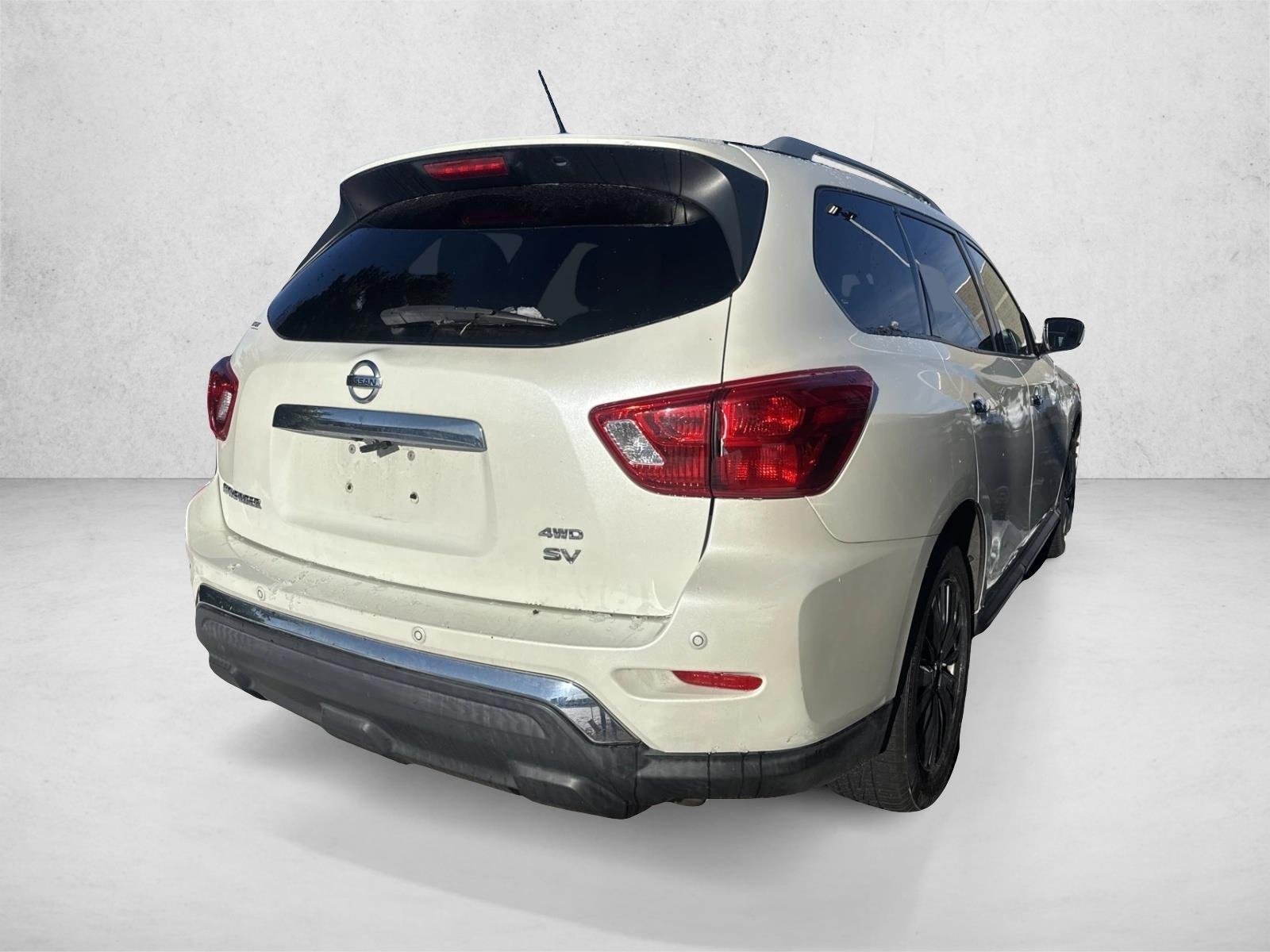Used 2017 Pearl White Nissan SV image 9