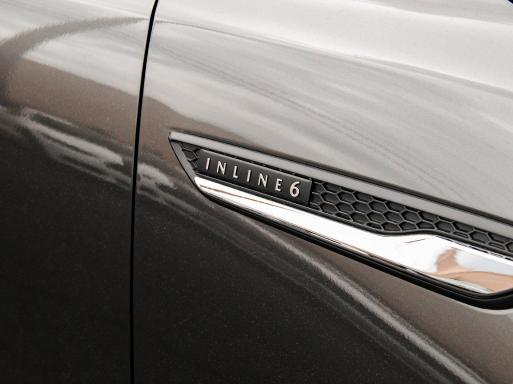 New 2026 Machine Gray Metallic Mazda Preferred image 4
