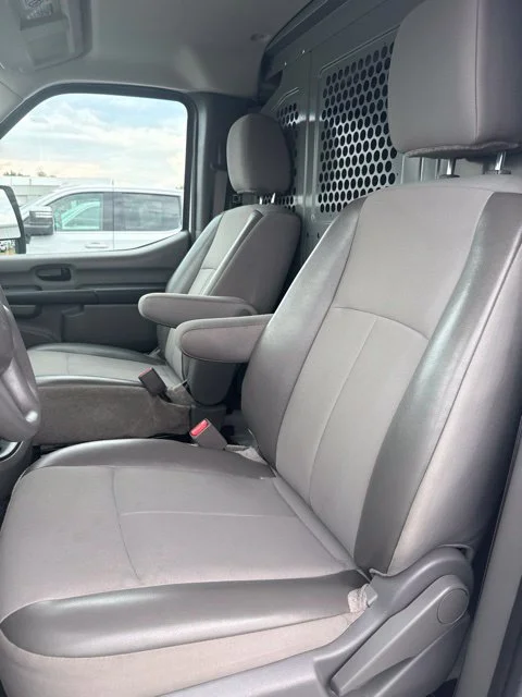 Used 2020 White Nissan S image 7