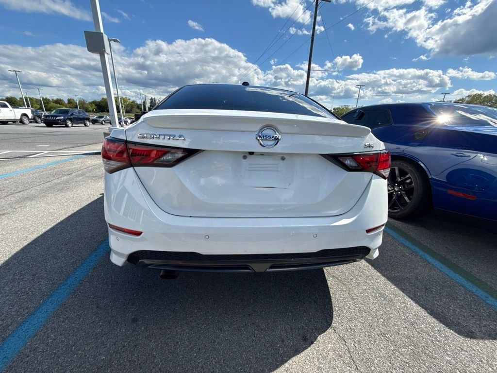Used 2020 White Nissan SR image 6