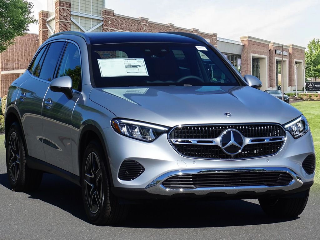 Used 2026 Cirrus Silver Metallic Mercedes-Benz GLC 300 image 3