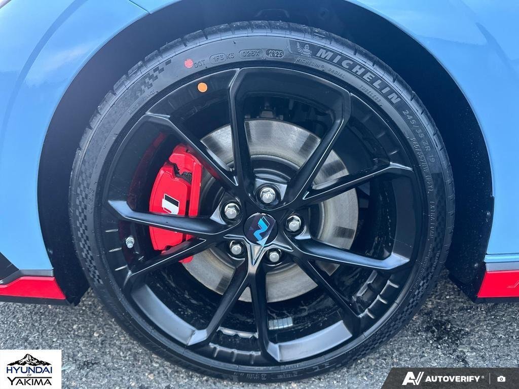 2026 Hyundai Elantra N - Photo 6