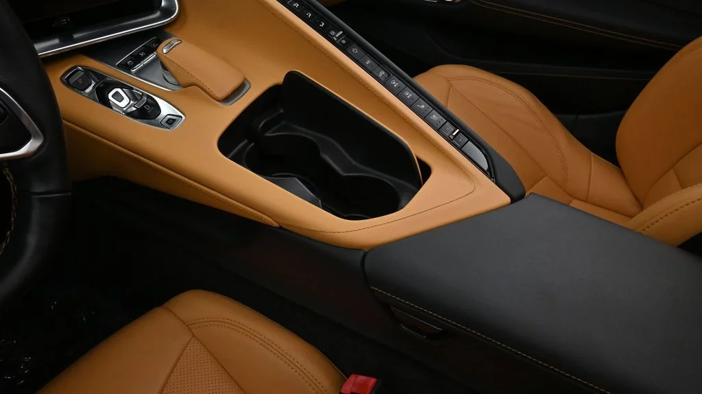Used 2022 Red Chevrolet Stingray image 22
