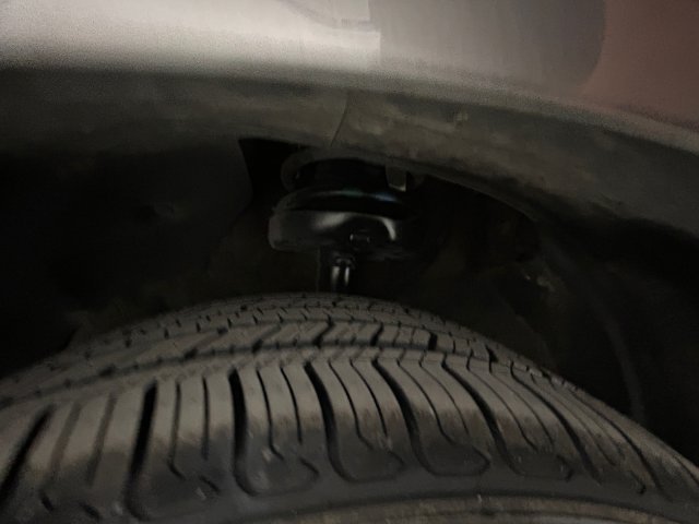 Used 2016 Gray Kia Base image 22