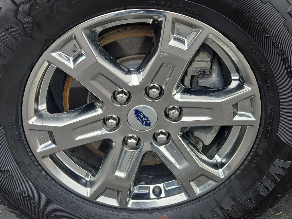 Used 2021 Red Ford XLT image 50