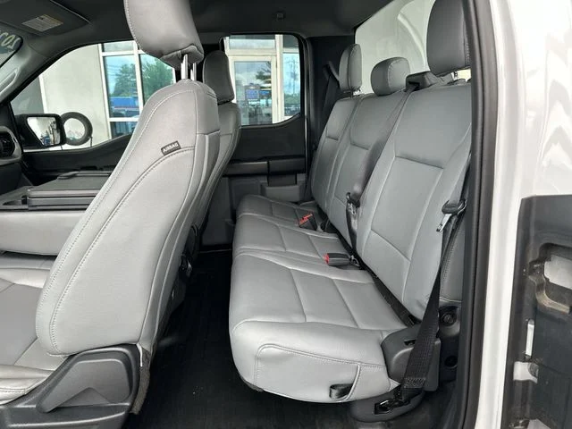 Used 2021 White Ford XL image 21