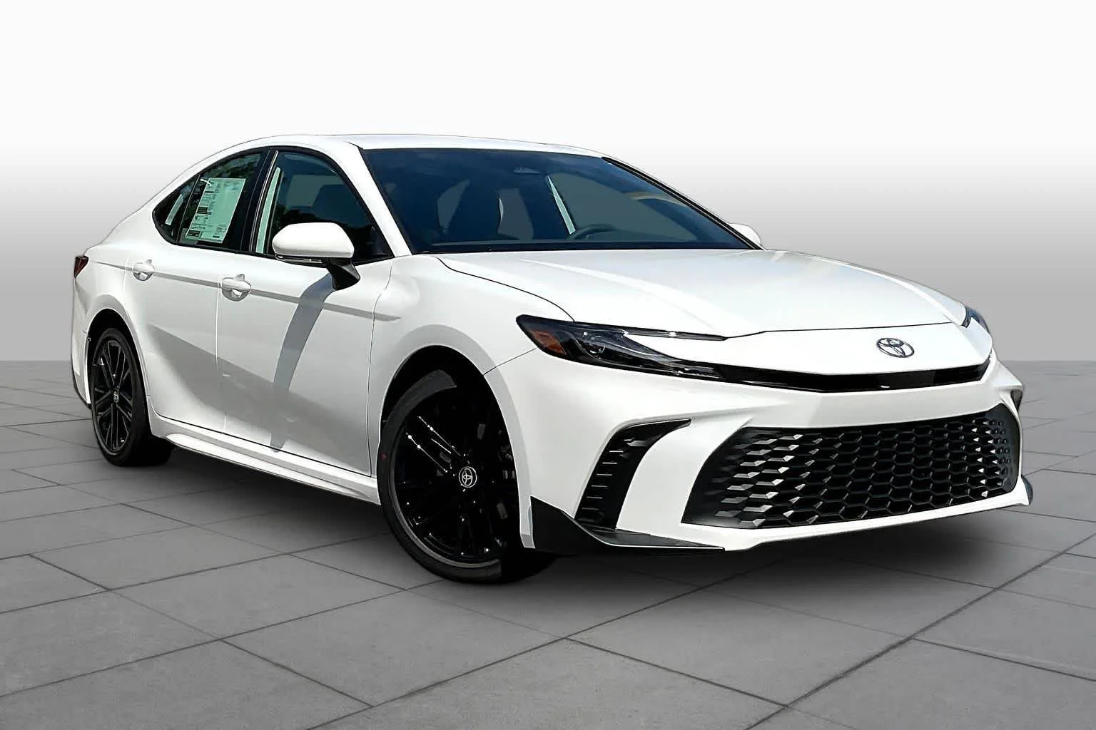 New 2026 Ice Cap Toyota SE image 2