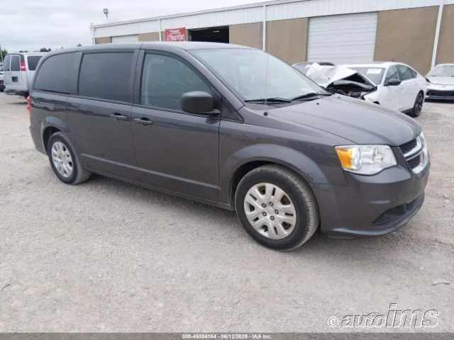 Used 2018 Gray Dodge SE image 9