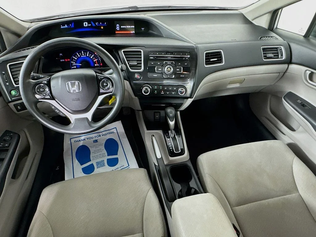 Used 2013 Silver Honda LX image 25