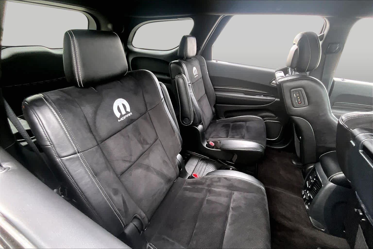 Used 2018 Octane Red Pearlcoat Dodge SRT image 19