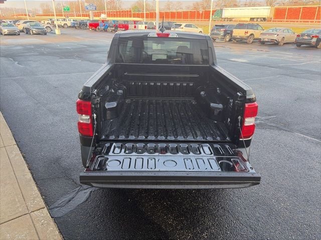 New 2026 Shadow Black Ford XLT image 40