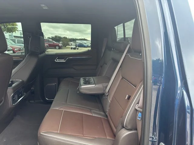 Used 2023 Blue GMC Denali image 10