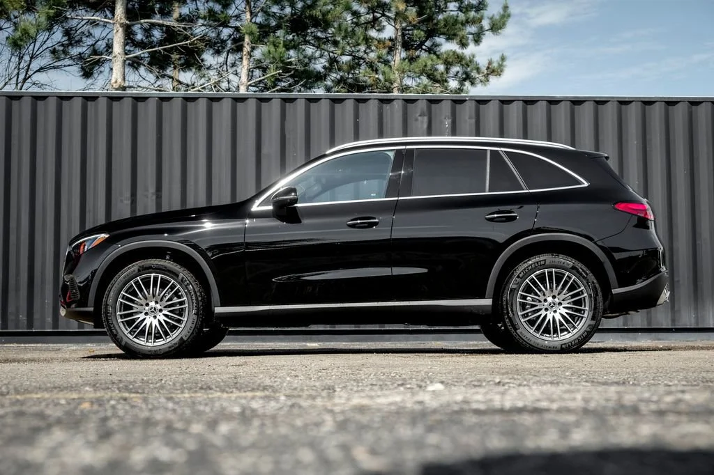 New 2026 Black Mercedes-Benz GLC 300 image 36